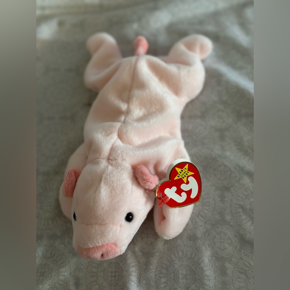 TY Beanie Squealer- RARE & TAG ERRORS